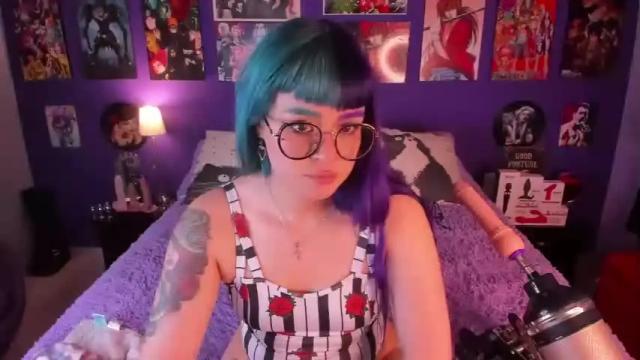 Image 10 of anny_cross Stream on Chaturbate on 15 months ago
