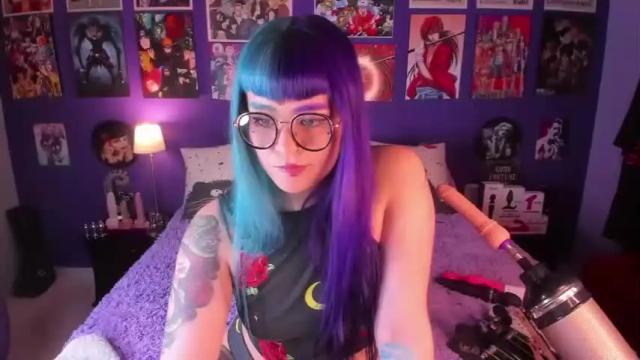 Image 2 of anny_cross Stream on Chaturbate on 15 months ago
