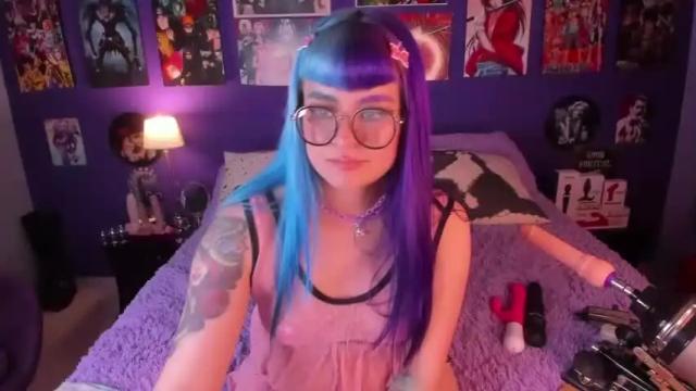 Image 2 of anny_cross Stream on Chaturbate on 14 months ago