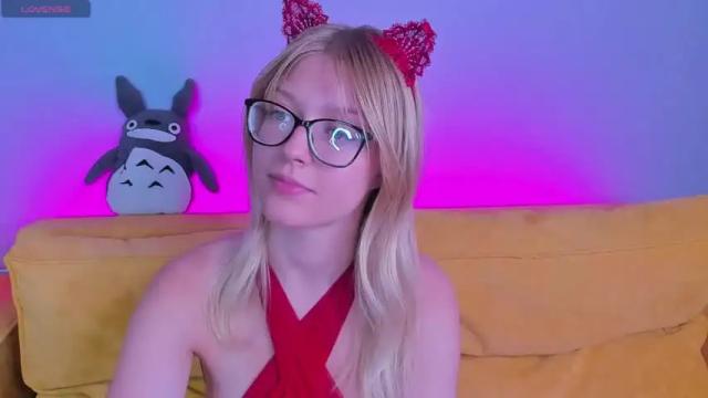 Image 10 of anny_h1ll Stream on Chaturbate on 14 months ago