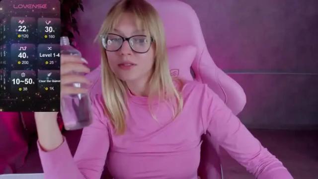 Image 8 of anny_h1ll Stream on Chaturbate on 13 months ago