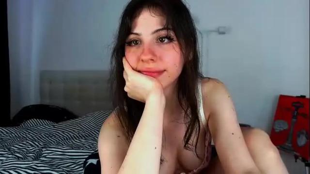 Image 12 of anny_leinhart Stream on Chaturbate on 22 days ago