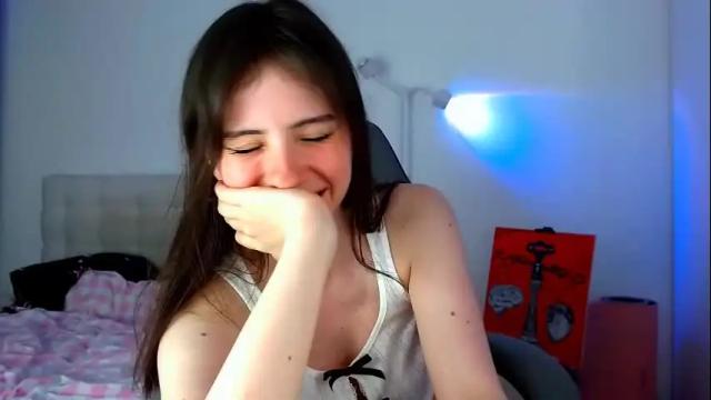 Image 12 of anny_leinhart Stream on Chaturbate on 14 days ago