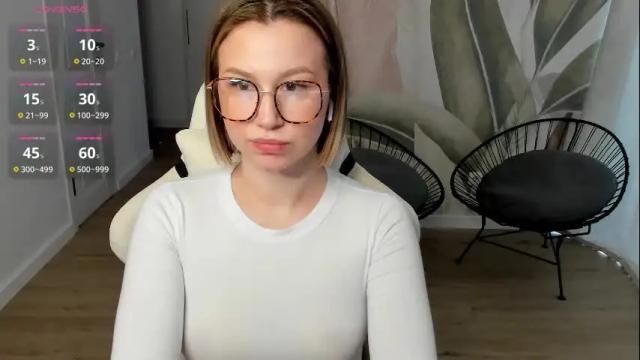 Image 3 of anny_limis Stream on Chaturbate on 14 days ago