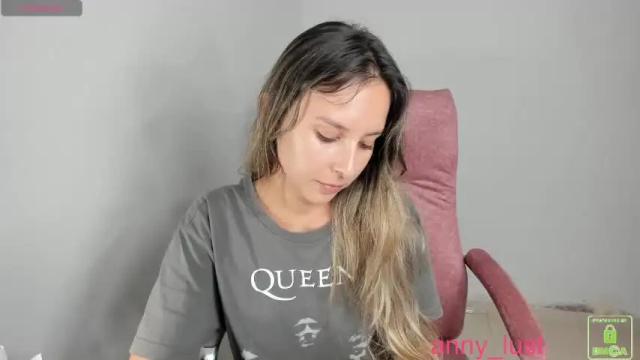 Image 2 of anny_lust Stream on Chaturbate on 2 days ago
