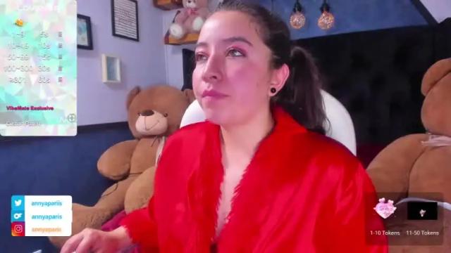 Image 2 of anny_paris Stream on Chaturbate on 17 months ago