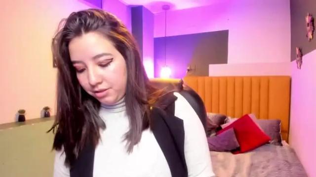 Image 6 of anny_paris Stream on Chaturbate on 17 months ago