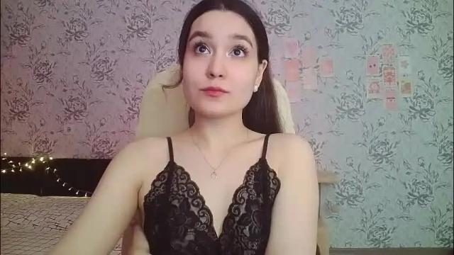 Image 2 of anny_shine Stream on Chaturbate on 3 months ago