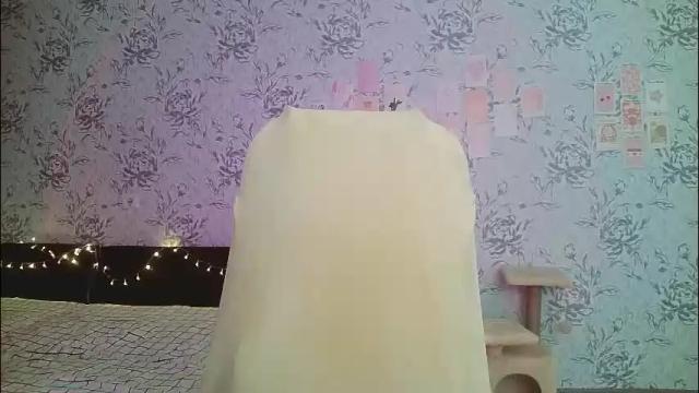 Image 3 of anny_shine Stream on Chaturbate on 2 months ago