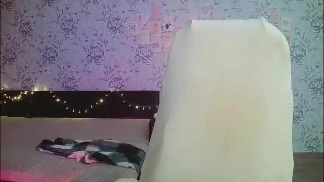 Image 2 of anny_shine Stream on Chaturbate on 2 months ago