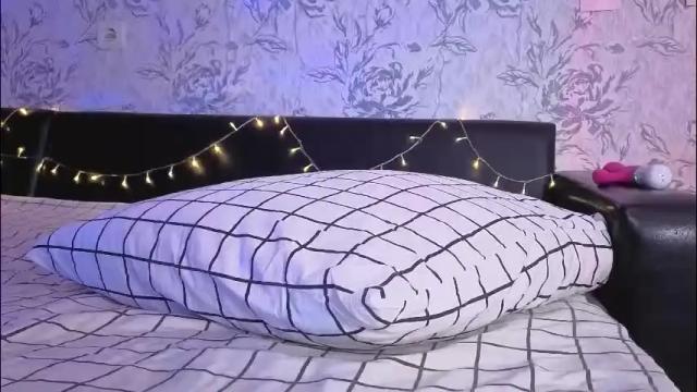 Image 2 of anny_shine Stream on Chaturbate on 1 month ago