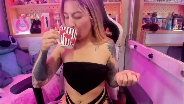 Image 11 of anny_stan Stream on Chaturbate on 1 month ago