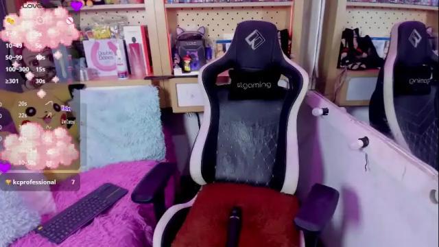 Image 4 of anny_stan Stream on Chaturbate on 17 days ago
