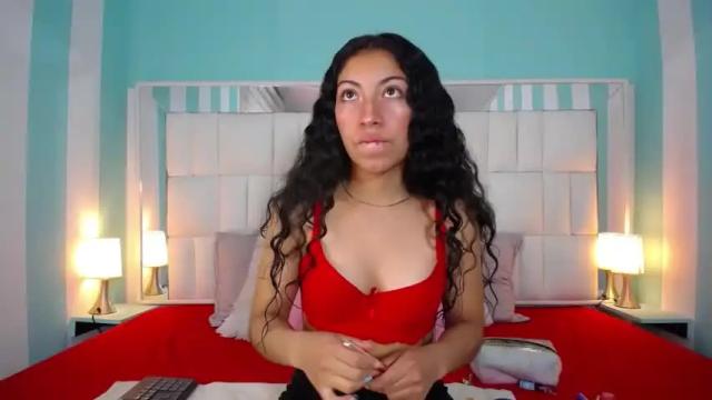Image 7 of anny_wonderland Stream on Chaturbate on 12 months ago