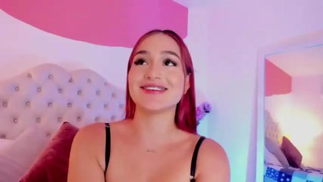 Image 7 of annyhizzle Stream on Chaturbate on 14 months ago