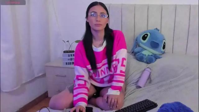 Image 3 of annyroberts_89 Stream on Chaturbate on 1 month ago