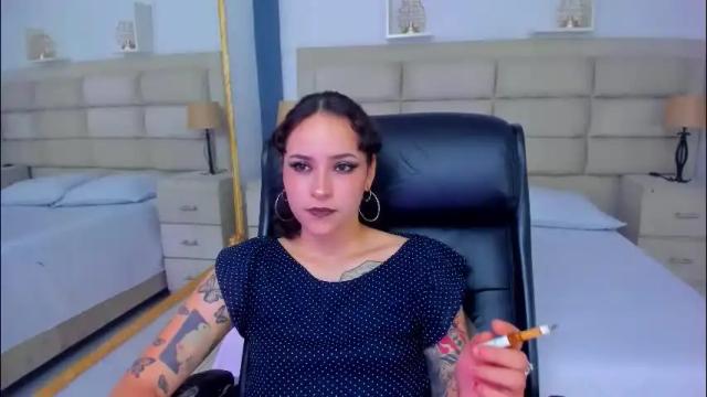 Image 6 of annythomsonn Stream on Chaturbate on 2 months ago