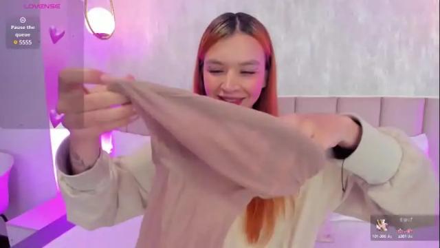 Image 12 of annywhitee Stream on Chaturbate on 1 day ago