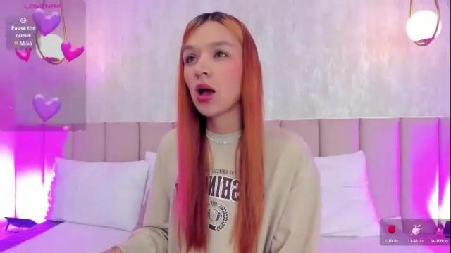 Image 3 of annywhitee Stream on Chaturbate on 1 day ago