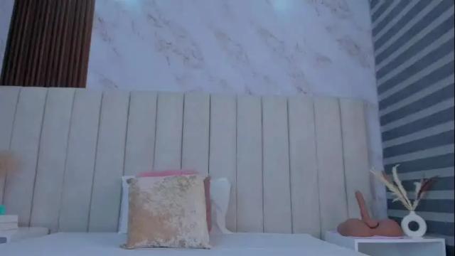 Image 6 of annyy_rosse Stream on Chaturbate on 1 month ago