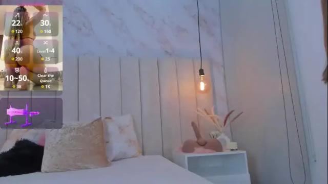 Image 3 of annyy_rosse Stream on Chaturbate on 1 month ago