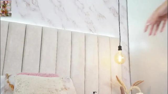Image 11 of annyy_rosse Stream on Chaturbate on 1 month ago