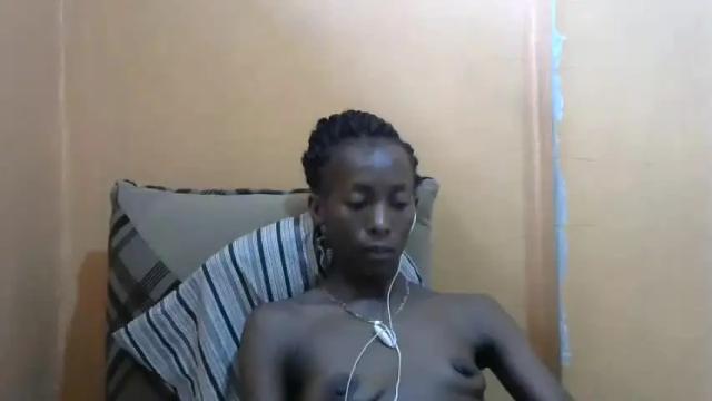 Image 10 of anonymous_queen Stream on Chaturbate on 19 months ago