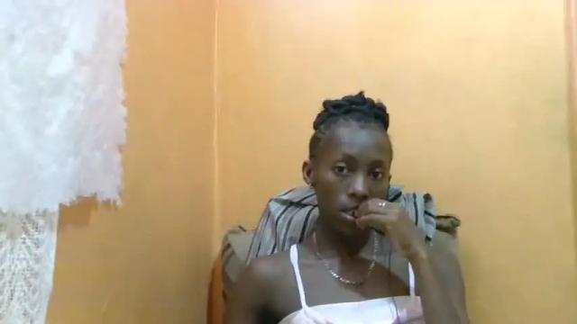Image 2 of anonymous_queen Stream on Chaturbate on 17 months ago