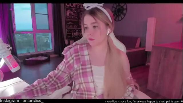 Thumbnail 2, antarctic_'s Stream at Chaturbate, 1 month ago