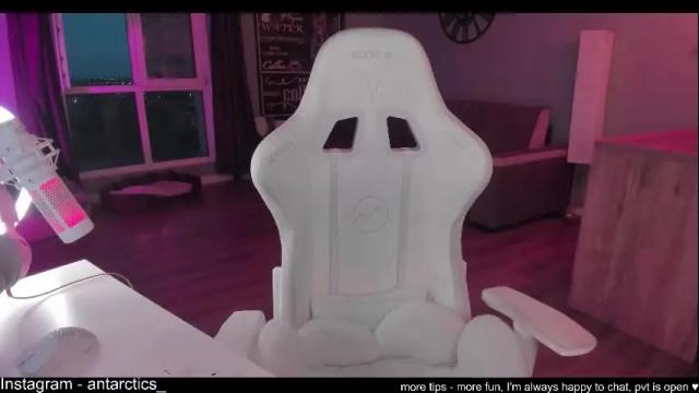 Image 8 of antarctic_ Stream on Chaturbate on 1 month ago
