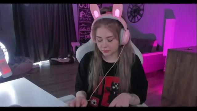 Image 3 of antarctic_ Stream on Chaturbate on 13 days ago