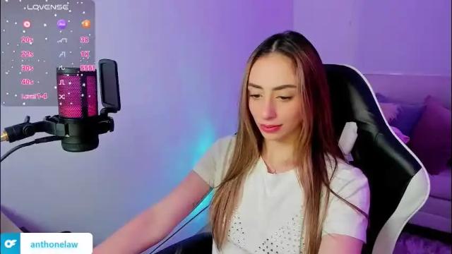 Image 2 of anthonelaa777 Stream on Chaturbate on 2 months ago