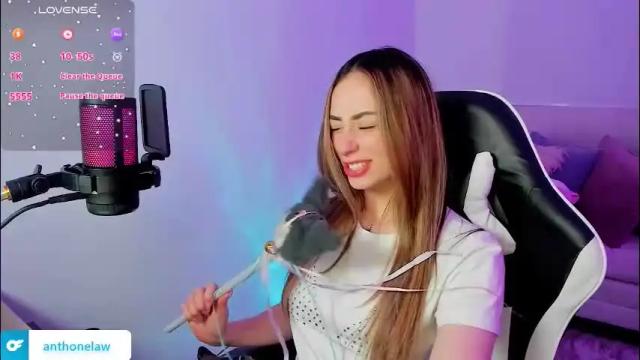 Image 4 of anthonelaa777 Stream on Chaturbate on 2 months ago