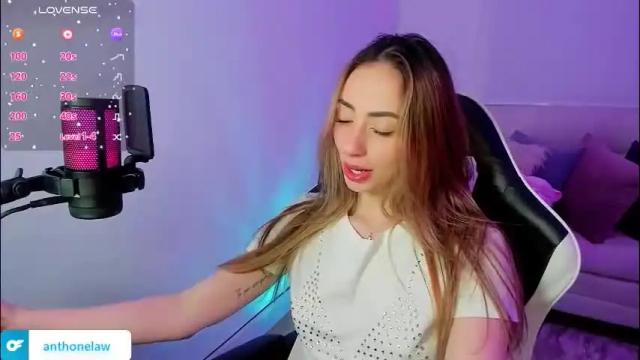 Image 7 of anthonelaa777 Stream on Chaturbate on 2 months ago