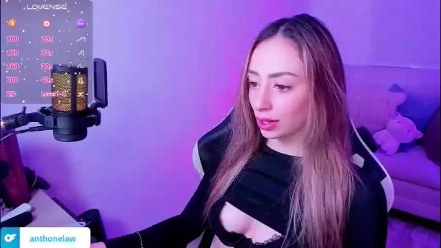 Image 12 of anthonelaa777 Stream on Chaturbate on 1 month ago