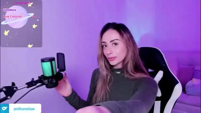 Image 2 of anthonelaa777 Stream on Chaturbate on 1 month ago