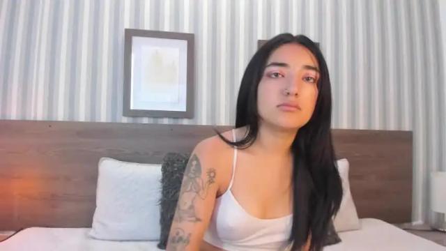 Image 4 of anthonella_27 Stream on Chaturbate on 15 months ago