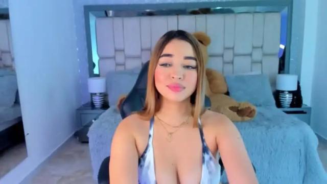 Image 7 of anthonellasweet_ Stream on Chaturbate on 12 months ago