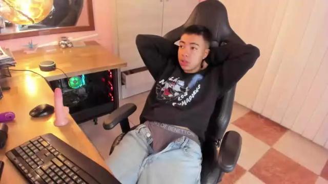 Thumbnail 3, anthony_brownn's Stream at Chaturbate, 17 months ago