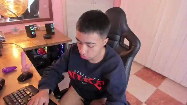 Thumbnail 3, anthony_brownn's Stream at Chaturbate, 17 months ago