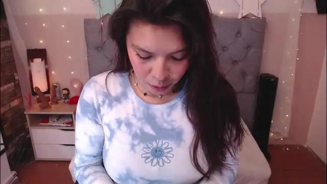 Image 3 of antolyh_c Stream on Chaturbate on 1 month ago