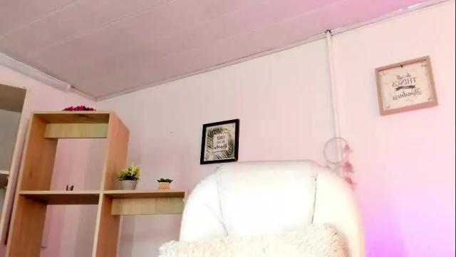 Image 11 of antoneella__ Stream on Chaturbate on 1 month ago