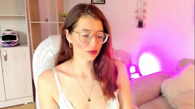 Image 2 of antoneella__ Stream on Chaturbate on 1 month ago