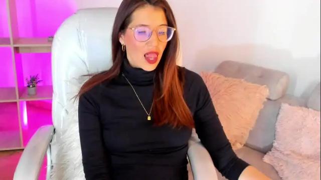 Image 4 of antoneella__ Stream on Chaturbate on 10 days ago