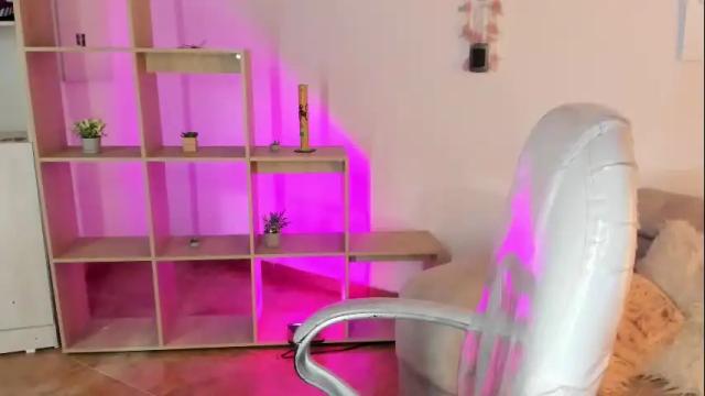 Image 3 of antoneella__ Stream on Chaturbate on 8 days ago