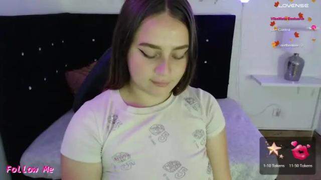 Image 4 of antonelaa___ Stream on Chaturbate on 20 months ago