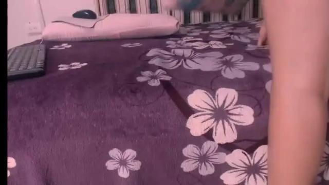 Image 7 of antonelay0unggir18 Stream on Chaturbate on 15 months ago