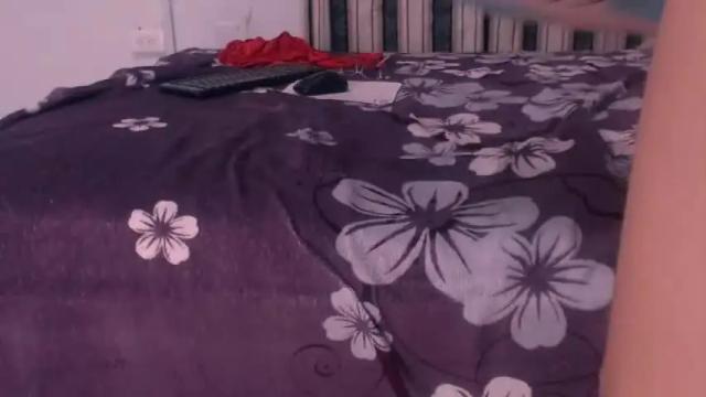 Image 10 of antonelay0unggir18 Stream on Chaturbate on 15 months ago
