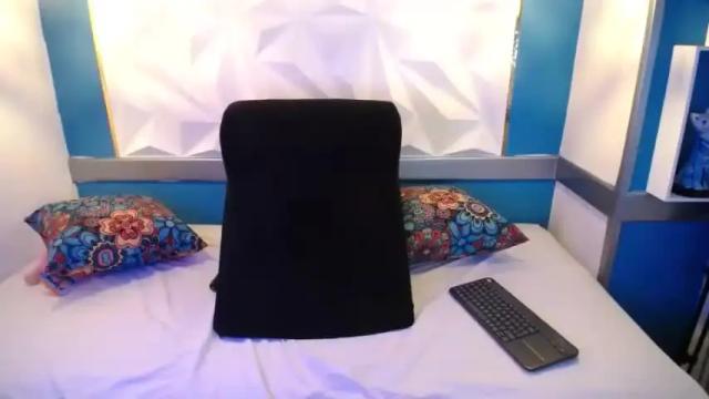 Image 4 of antonella11_ Stream on Chaturbate on 23 months ago