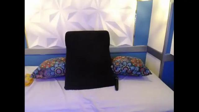 Image 12 of antonella11_ Stream on Chaturbate on 23 months ago